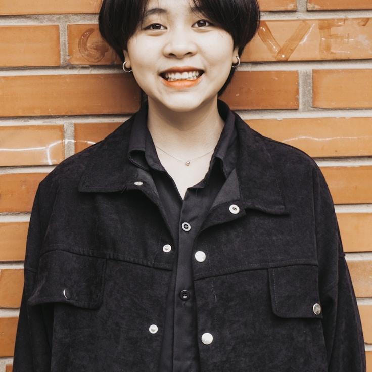 Liam Park, Client Relations Director, discussing corporate gifting strategy with business clients